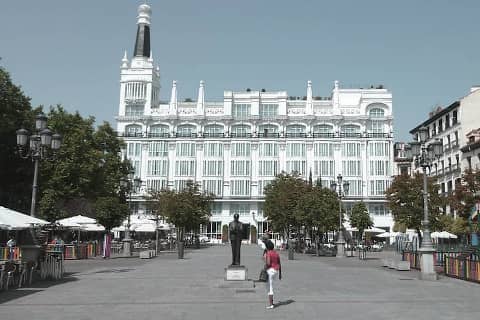 Free Tour Madrid Barrio de las Letras - Plaza de Santa Ana