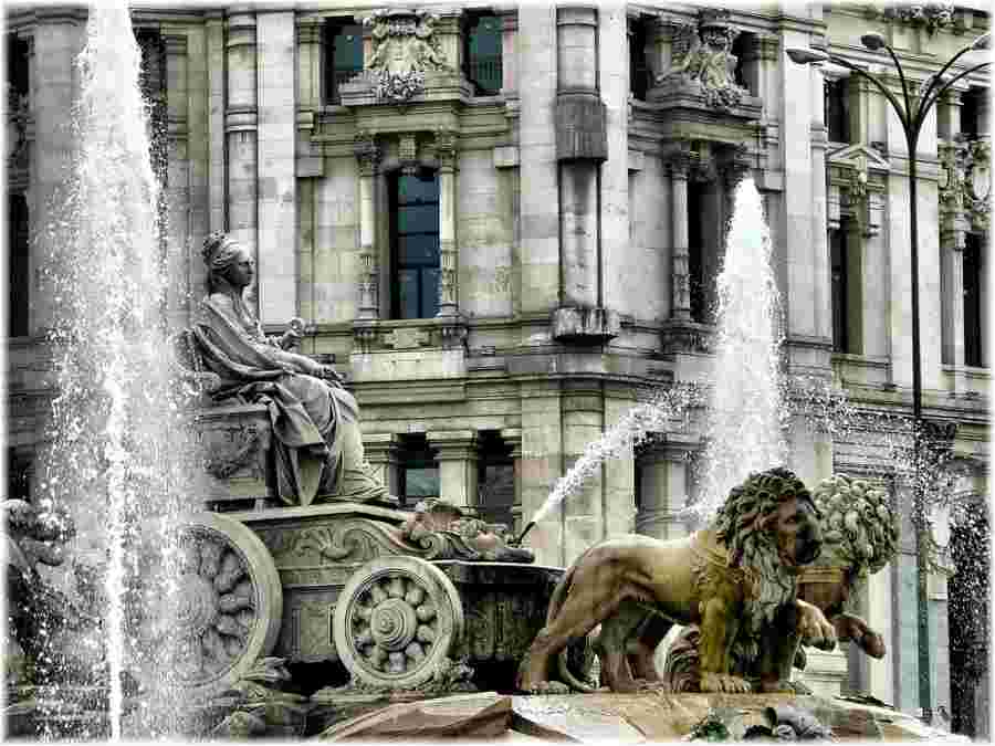 Cibeles Fountain – The Goddess of Madrid