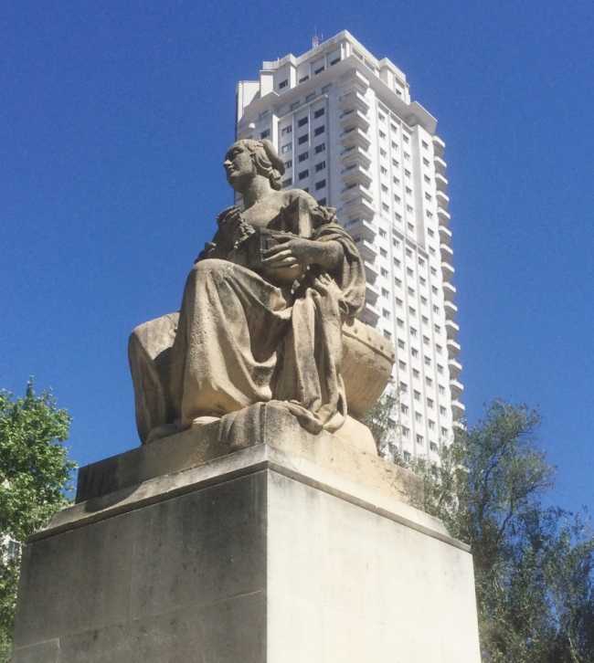 Monumento Miguel de Cervantes Plaza de España Madrid Dulcinea del Toboso